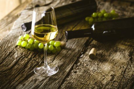 Особенности приготовления домашнего вина из винограда